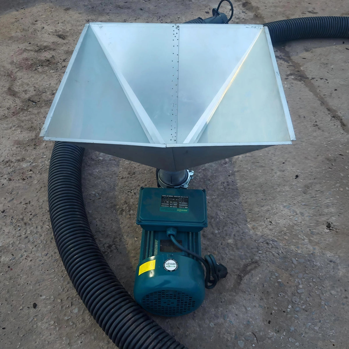 Trasportatore a coclea flessibile per pellet 220V